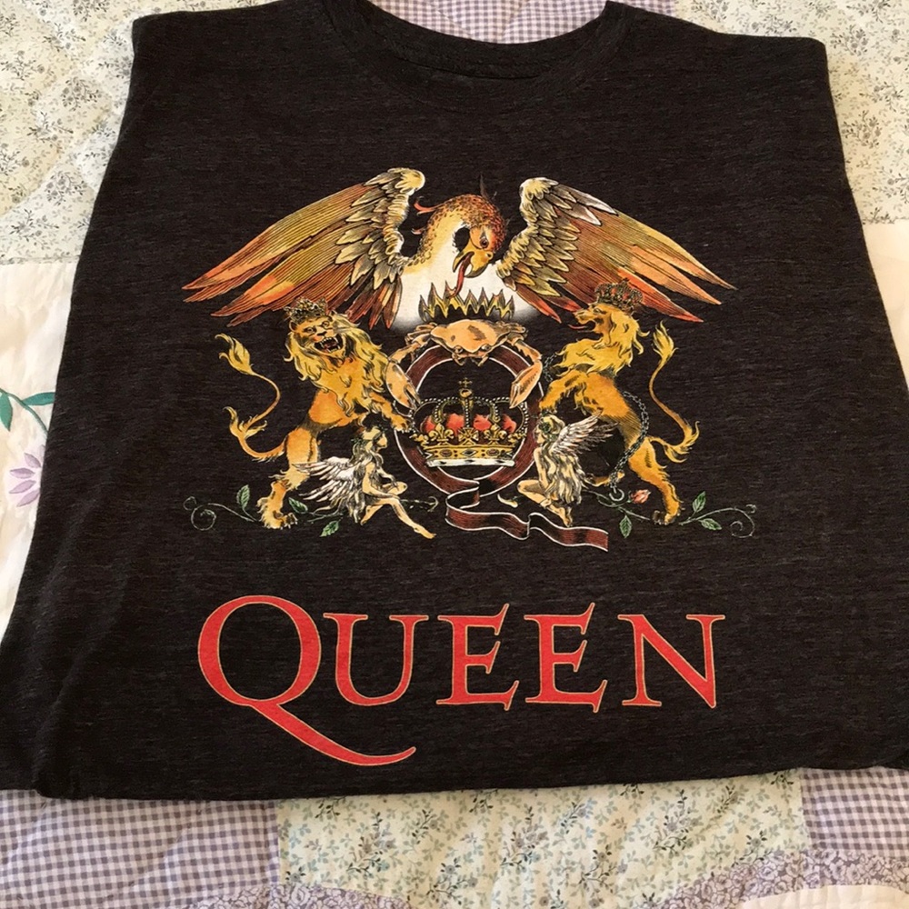 Dark heathered grey Queen t-shirt